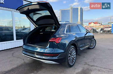 Внедорожник / Кроссовер Audi e-tron 2019 в Киеве