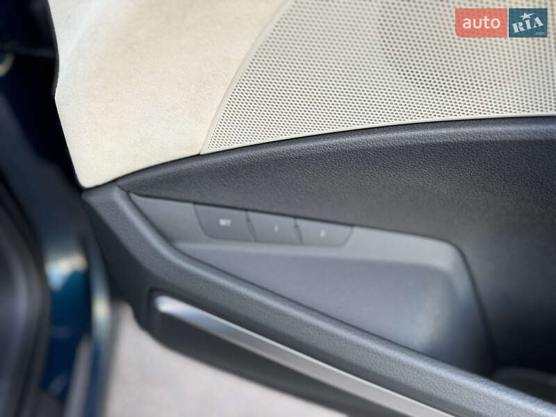 Внедорожник / Кроссовер Audi e-tron 2019 в Киеве
