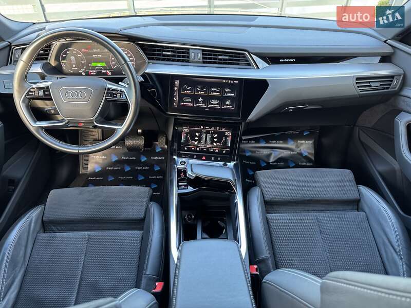 Внедорожник / Кроссовер Audi e-tron 2021 в Ровно
