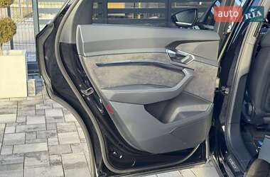Внедорожник / Кроссовер Audi e-tron 2021 в Ровно