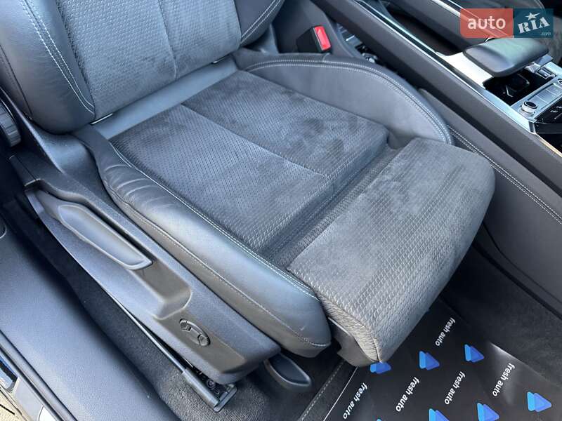 Внедорожник / Кроссовер Audi e-tron 2021 в Ровно