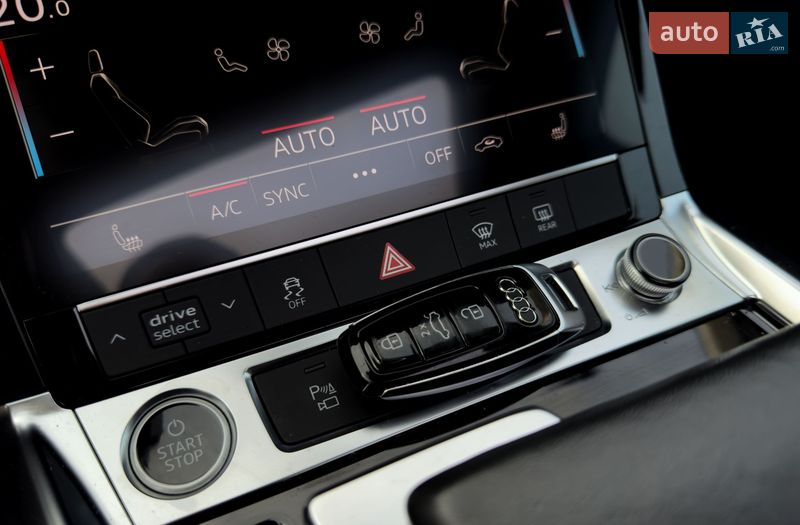 Позашляховик / Кросовер Audi e-tron 2020 в Переяславі