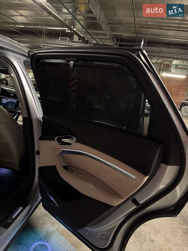 Позашляховик / Кросовер Audi e-tron 2019 в Києві