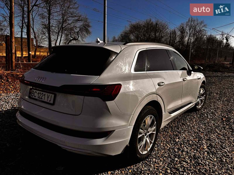 Внедорожник / Кроссовер Audi e-tron 2018 в Львове
