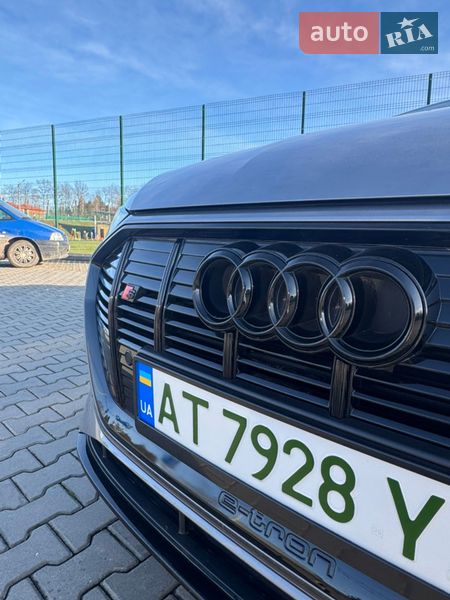 Внедорожник / Кроссовер Audi e-tron 2021 в Ивано-Франковске