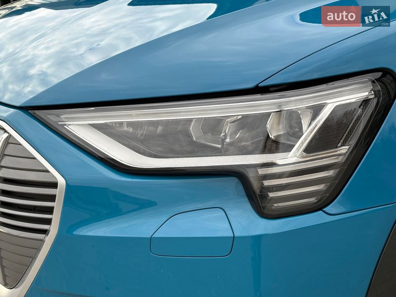 Внедорожник / Кроссовер Audi e-tron 2019 в Тернополе
