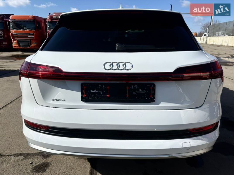 Внедорожник / Кроссовер Audi e-tron 2019 в Львове