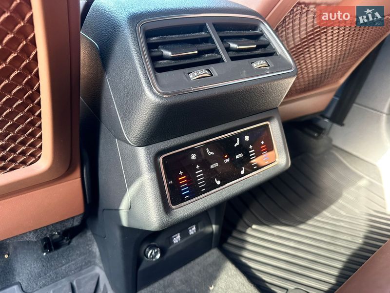 Внедорожник / Кроссовер Audi e-tron 2019 в Львове