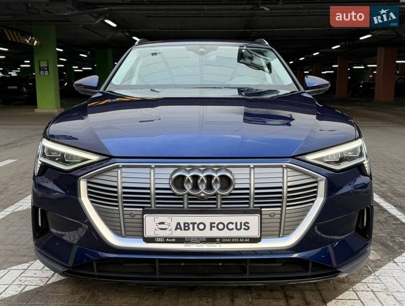 Внедорожник / Кроссовер Audi e-tron 2021 в Киеве