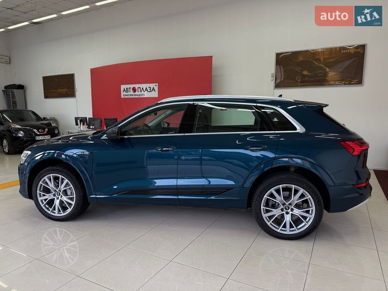 Внедорожник / Кроссовер Audi e-tron 2020 в Черновцах