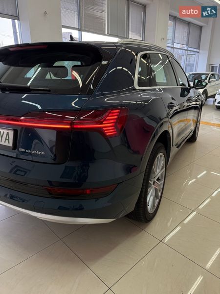 Внедорожник / Кроссовер Audi e-tron 2020 в Черновцах