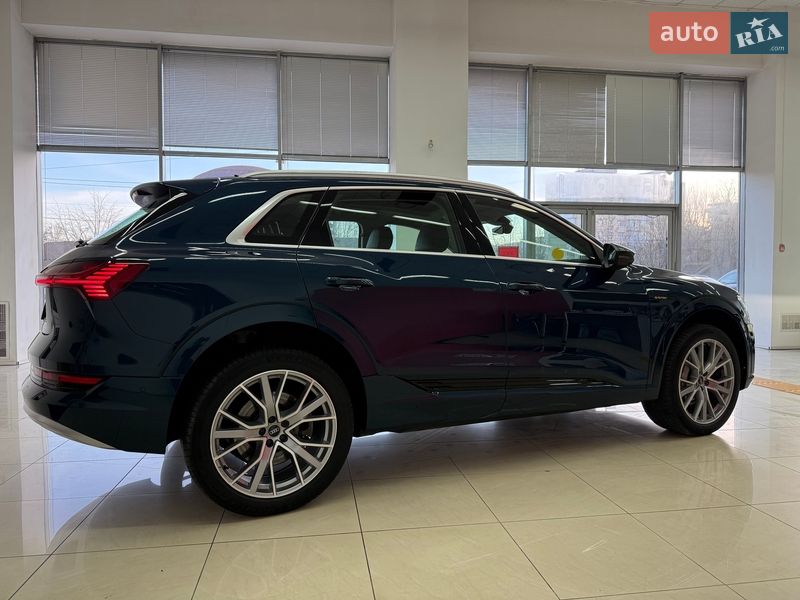 Внедорожник / Кроссовер Audi e-tron 2020 в Черновцах