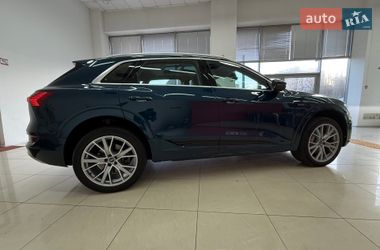 Внедорожник / Кроссовер Audi e-tron 2020 в Черновцах