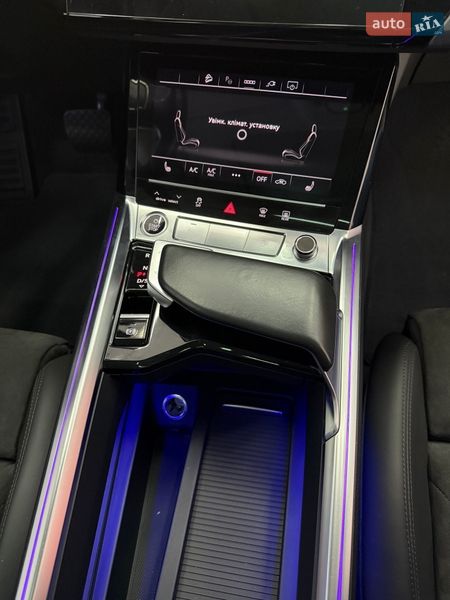 Внедорожник / Кроссовер Audi e-tron 2020 в Черновцах