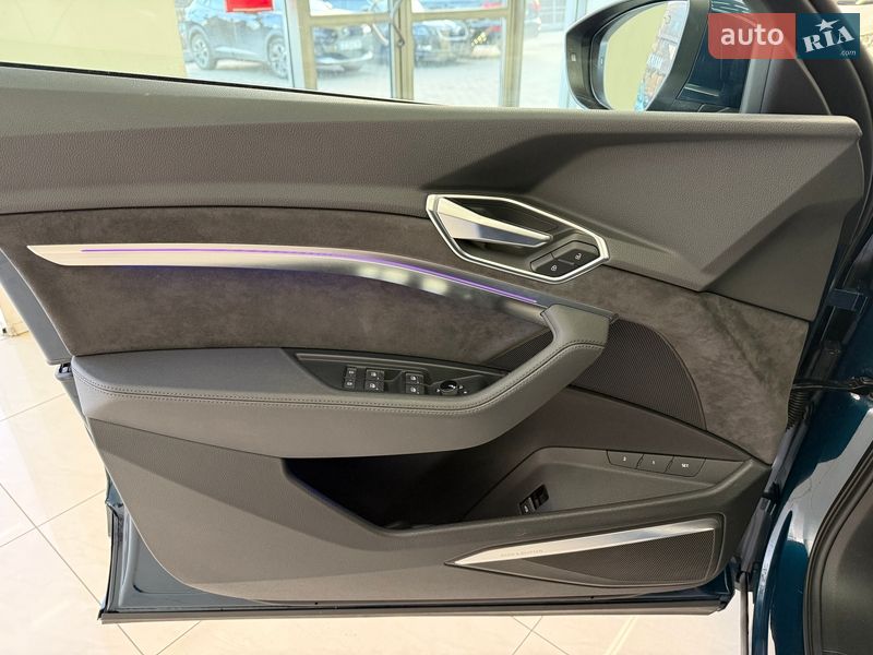 Внедорожник / Кроссовер Audi e-tron 2020 в Черновцах