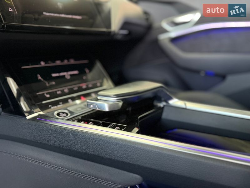 Внедорожник / Кроссовер Audi e-tron 2020 в Черновцах