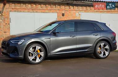 Внедорожник / Кроссовер Audi e-tron 2022 в Житомире