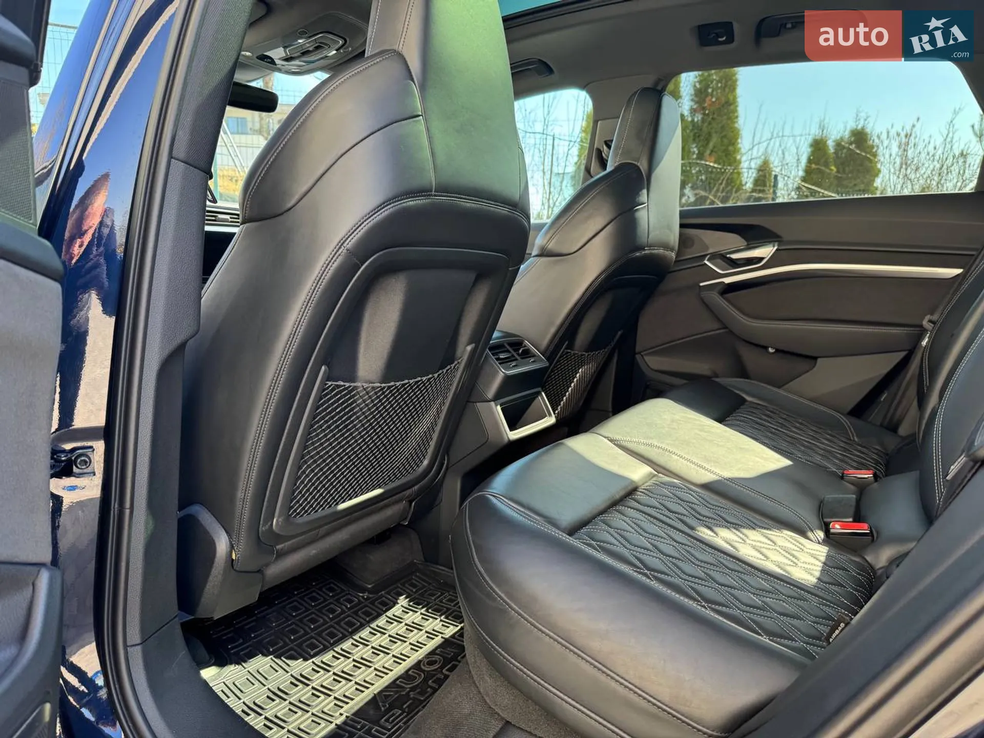 2021 Audi e-tron - мініатюра 24