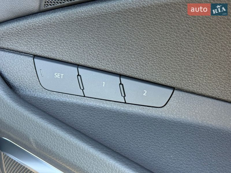 Позашляховик / Кросовер Audi e-tron 2022 в Луцьку