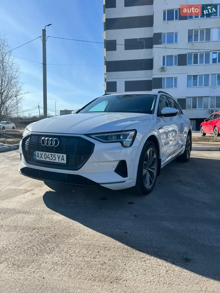 2020 Audi e-tron - мініатюра 22