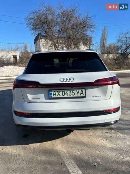 Внедорожник / Кроссовер Audi e-tron 2020 в Харькове