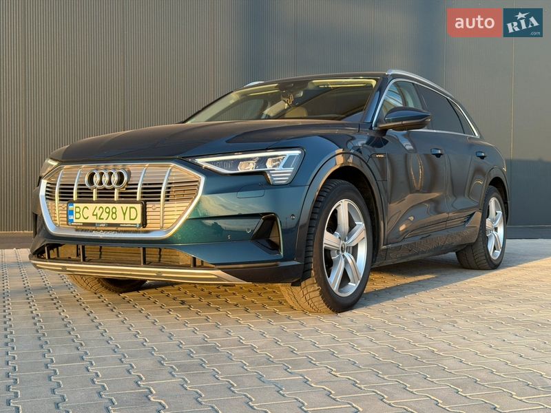 Позашляховик / Кросовер Audi e-tron 2021 в Львові