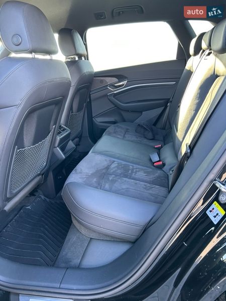 Внедорожник / Кроссовер Audi e-tron 2023 в Житомире