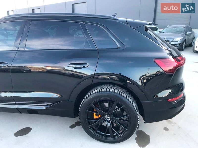 Позашляховик / Кросовер Audi e-tron 2022 в Львові фото 5 Позашляховик / Кросовер Audi e-tron 2022 в Львові