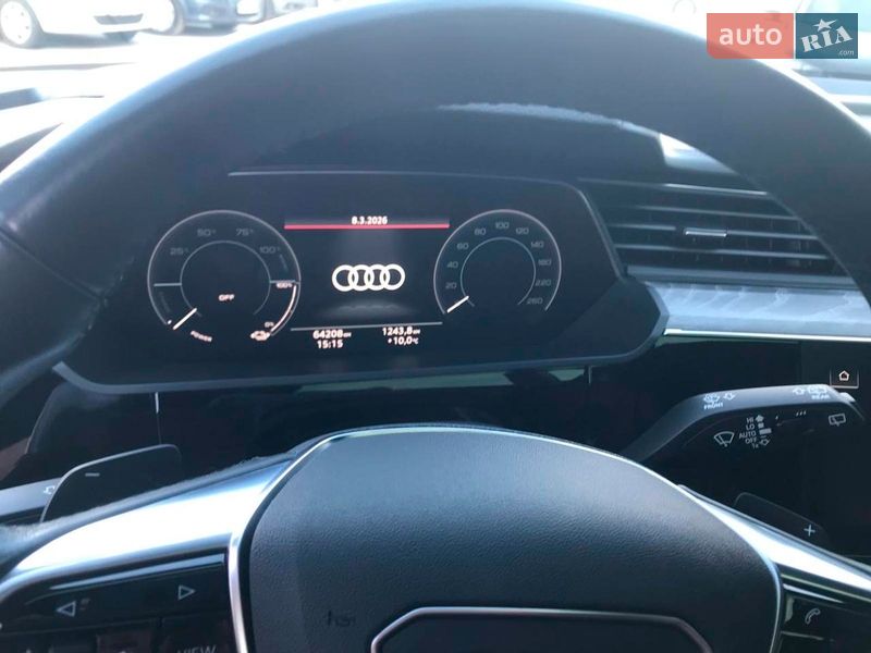 Позашляховик / Кросовер Audi e-tron 2022 в Львові фото 15 Позашляховик / Кросовер Audi e-tron 2022 в Львові