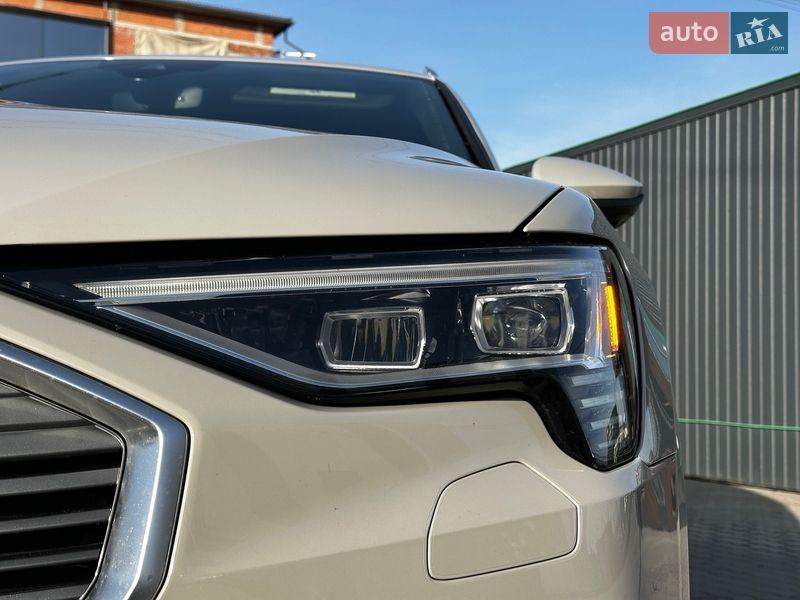 Внедорожник / Кроссовер Audi e-tron 2019 в Львове
