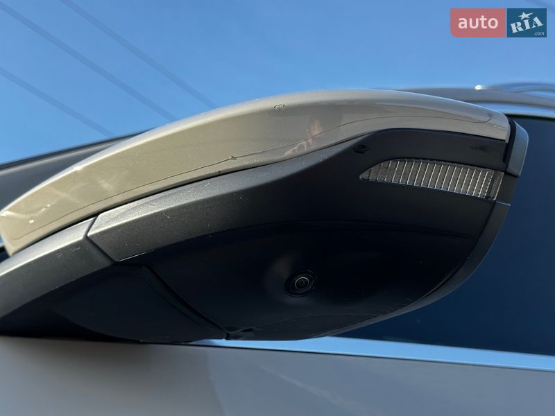 Внедорожник / Кроссовер Audi e-tron 2019 в Львове