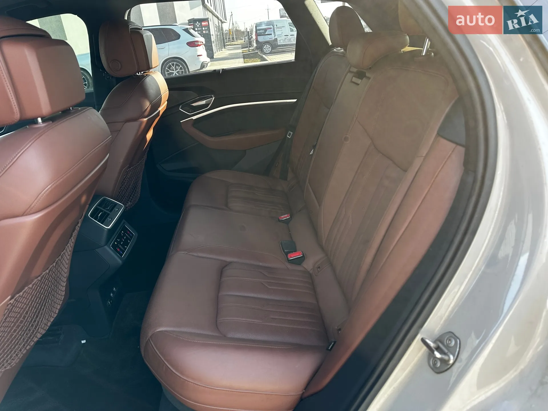 2019 Audi e-tron - мініатюра 42