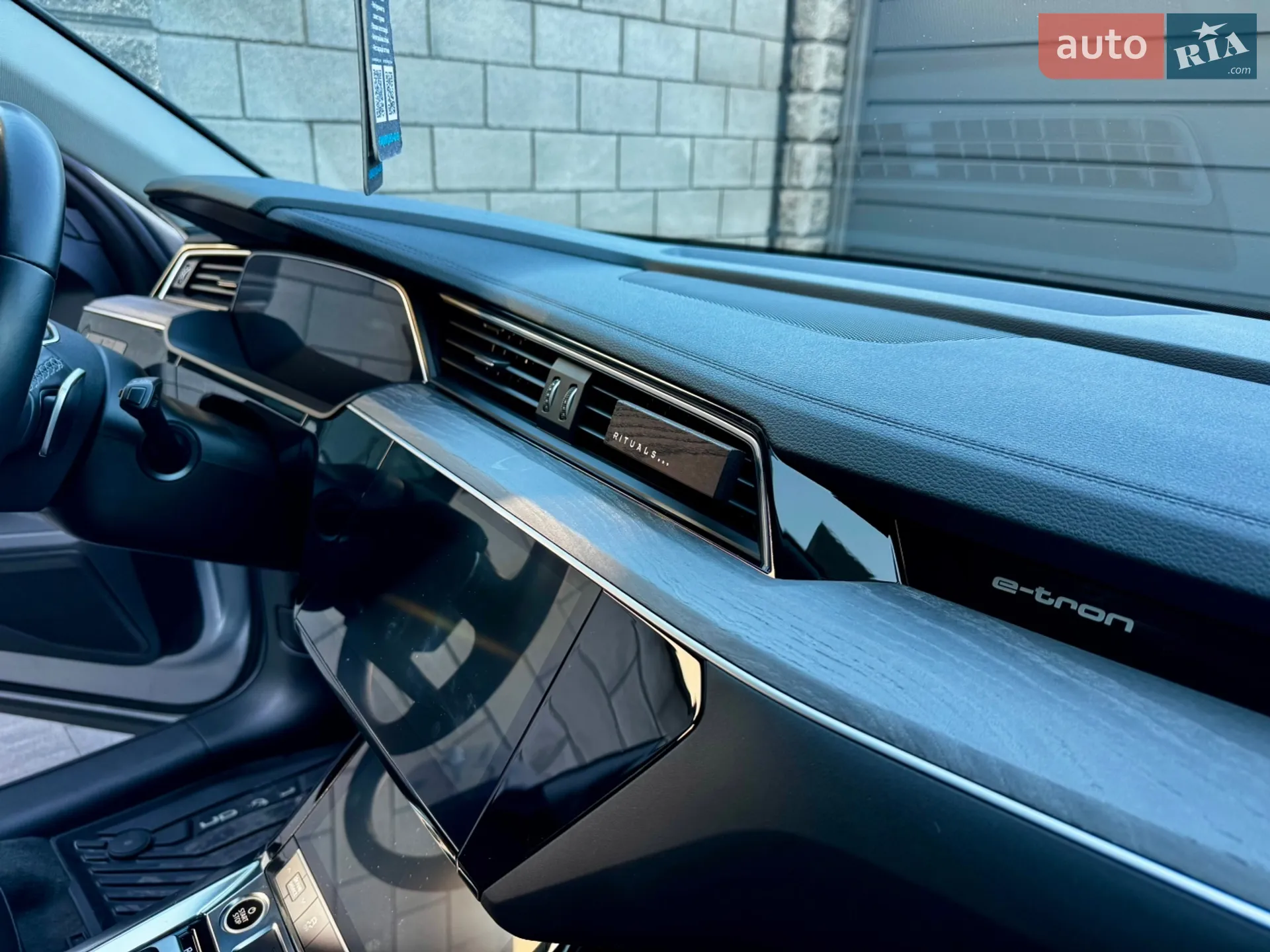 2022 Audi e-tron - мініатюра 32