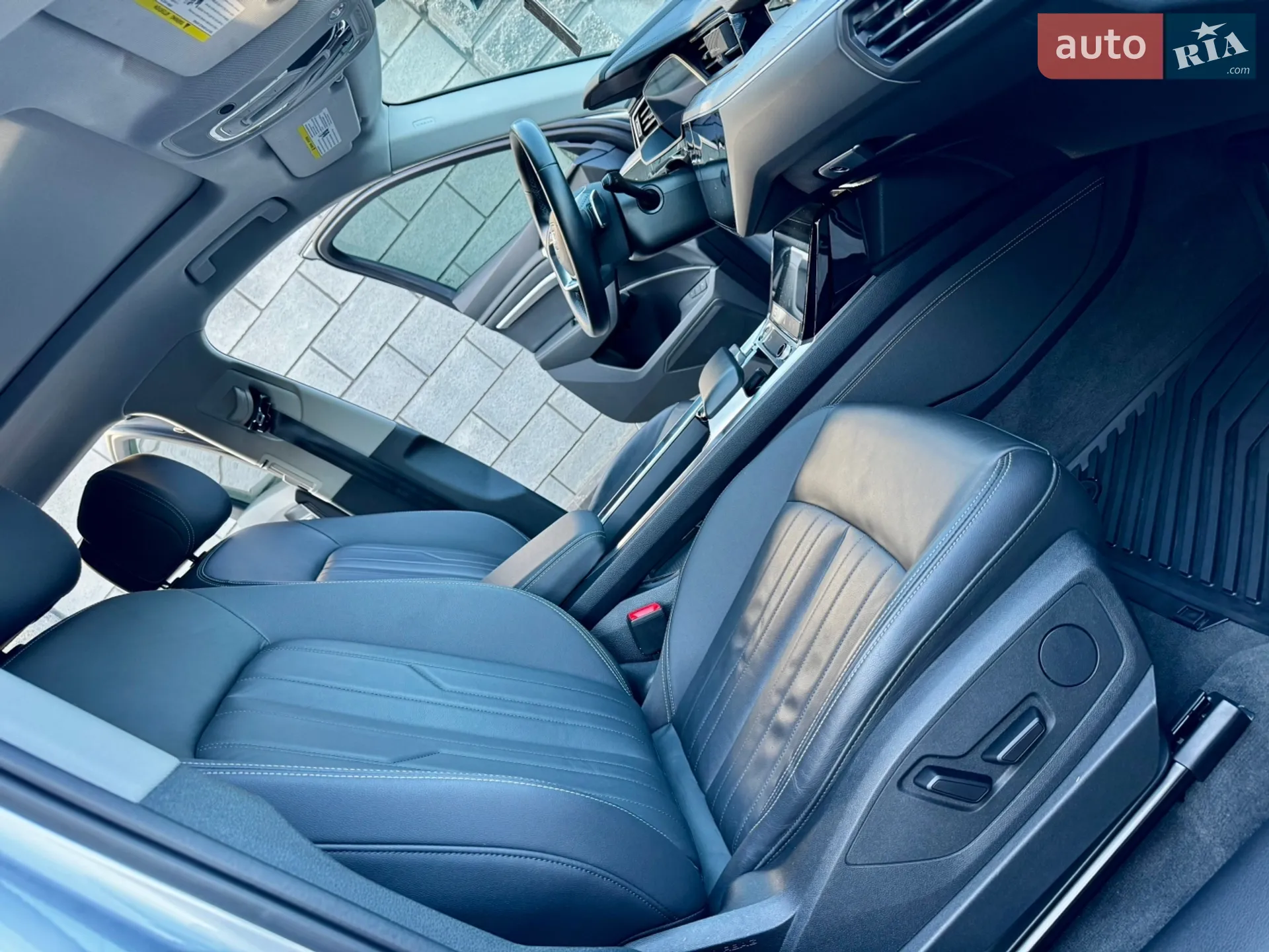 2022 Audi e-tron - мініатюра 46