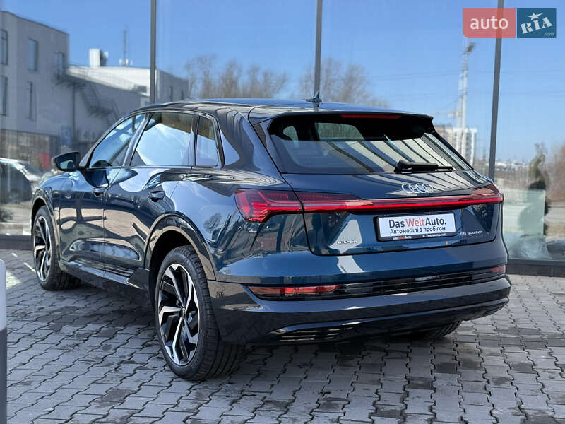Внедорожник / Кроссовер Audi e-tron 2022 в Хмельницком