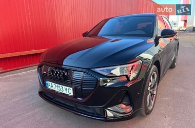 Внедорожник / Кроссовер Audi e-tron 2022 в Киеве