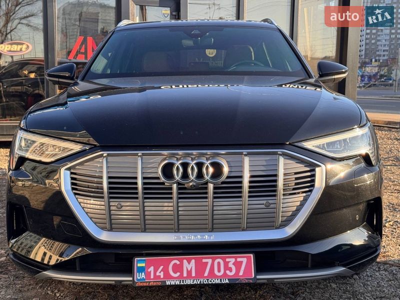 Внедорожник / Кроссовер Audi e-tron 2022 в Киеве