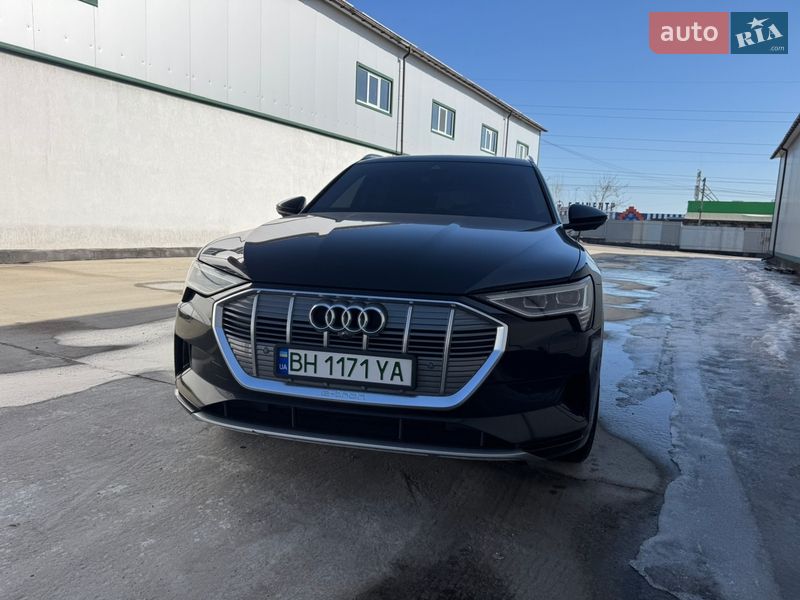 Внедорожник / Кроссовер Audi e-tron 2020 в Виннице