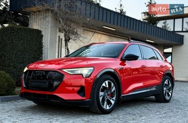 Позашляховик / Кросовер Audi e-tron 2019 в Львові