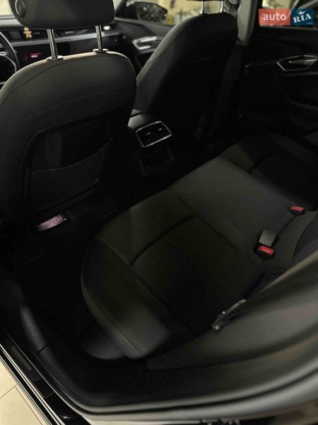 Внедорожник / Кроссовер Audi e-tron 2020 в Житомире