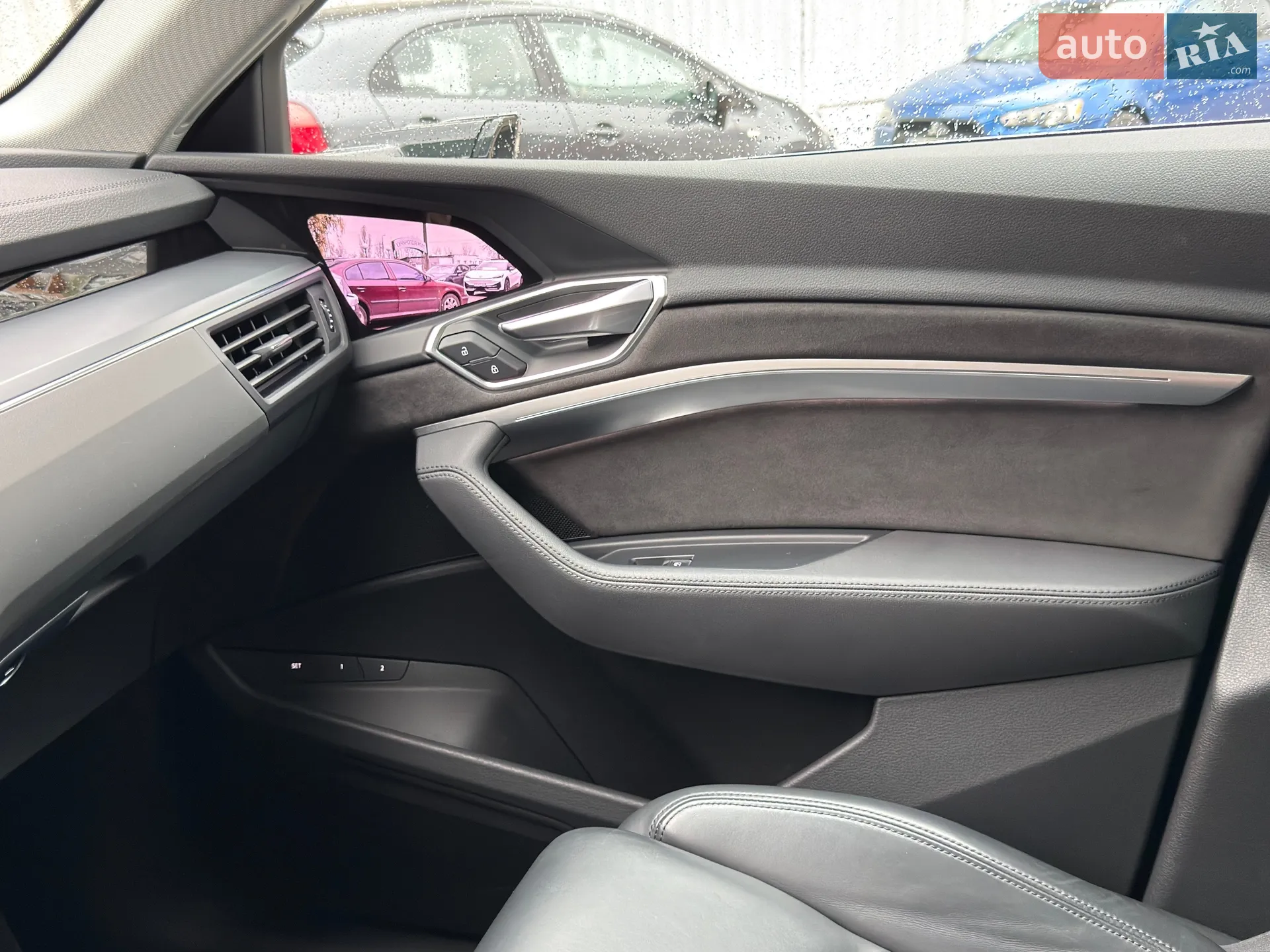2019 Audi e-tron - мініатюра 29