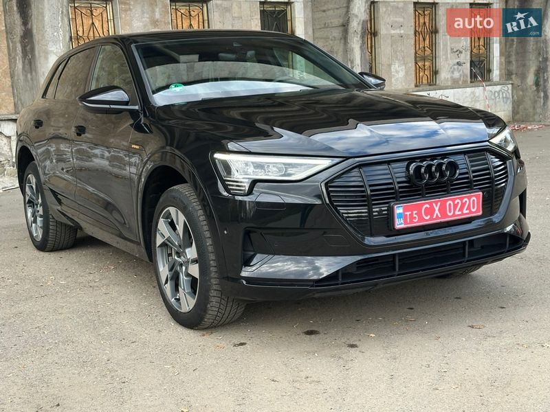 Позашляховик / Кросовер Audi e-tron 2019 в Івано-Франківську фото 4 Позашляховик / Кросовер Audi e-tron 2019 в Івано-Франківську