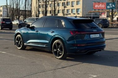 Внедорожник / Кроссовер Audi e-tron 2019 в Киеве