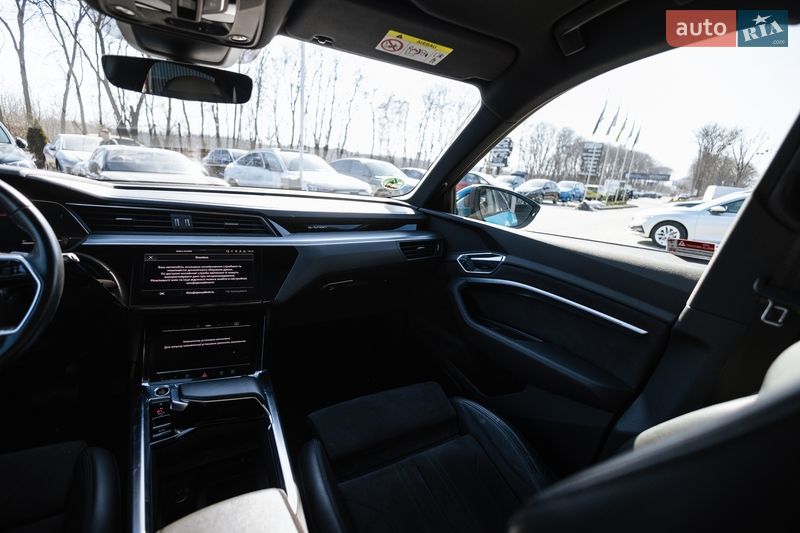 Внедорожник / Кроссовер Audi e-tron 2020 в Львове