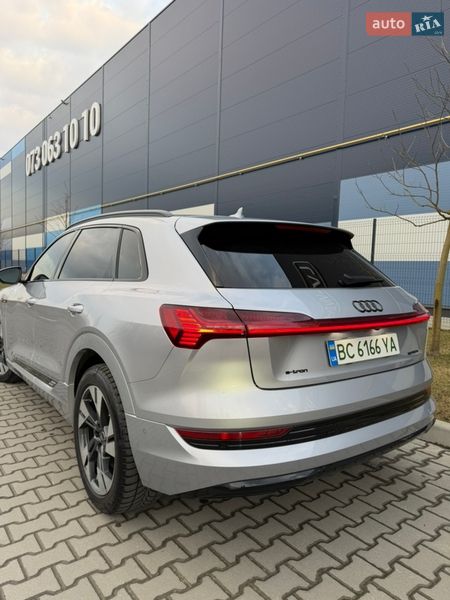 Позашляховик / Кросовер Audi e-tron 2022 в Львові фото 12 Позашляховик / Кросовер Audi e-tron 2022 в Львові