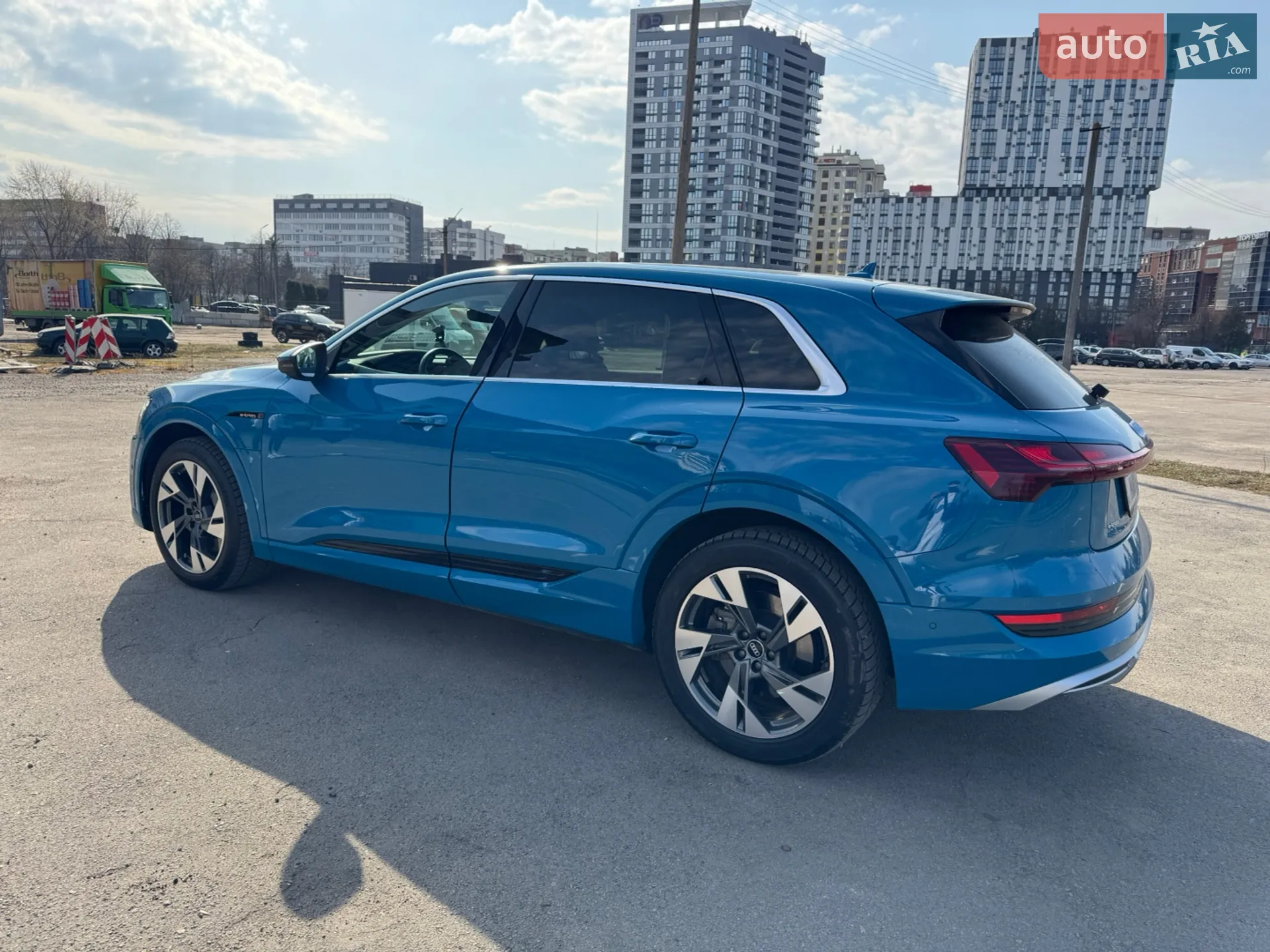 2021 Audi e-tron - мініатюра 15