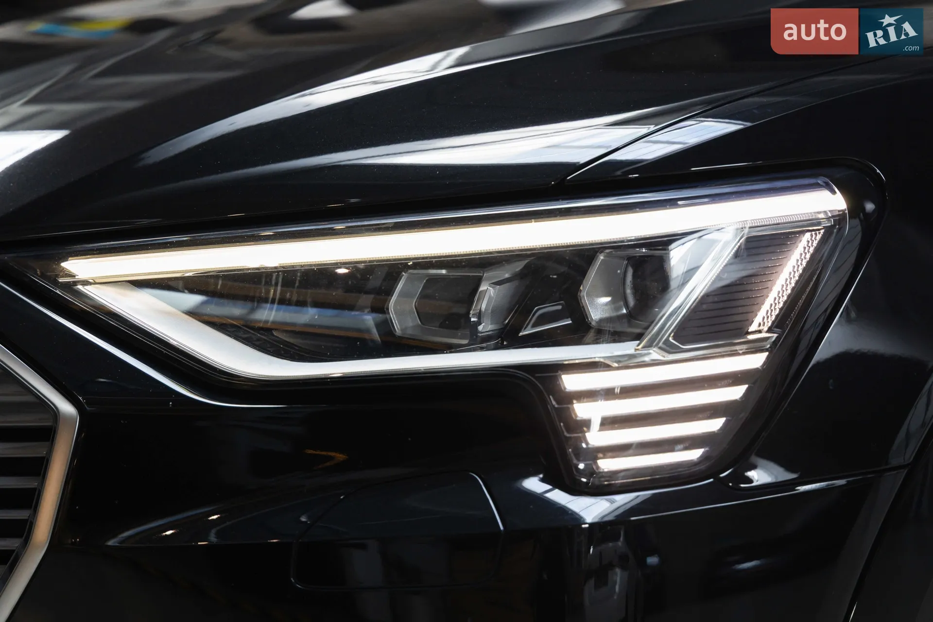 2019 Audi e-tron - мініатюра 4