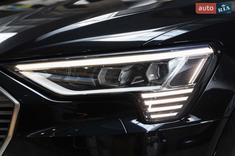 Внедорожник / Кроссовер Audi e-tron 2019 в Луцке