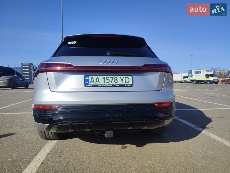 Внедорожник / Кроссовер Audi e-tron 2020 в Киеве