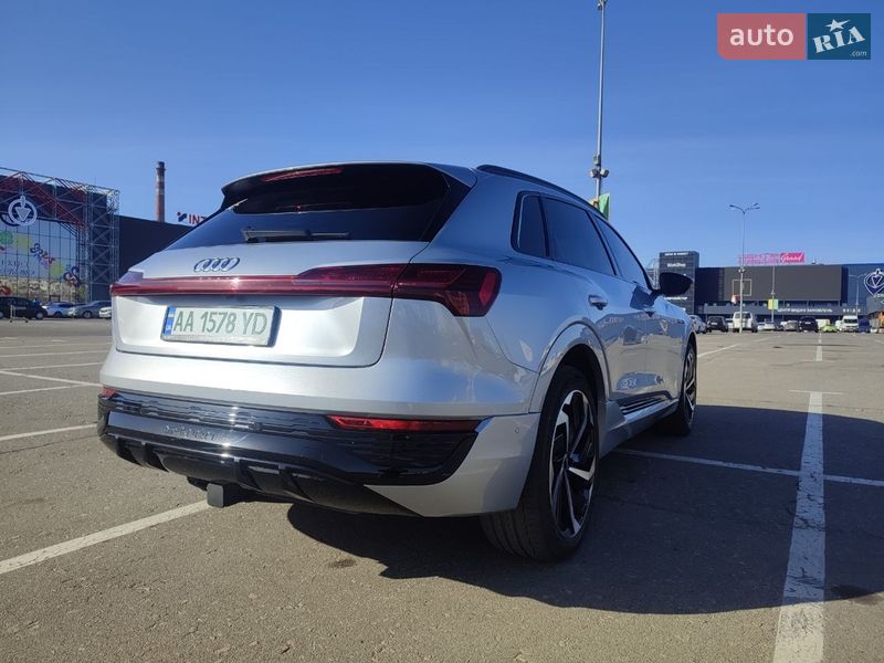 Внедорожник / Кроссовер Audi e-tron 2020 в Киеве
